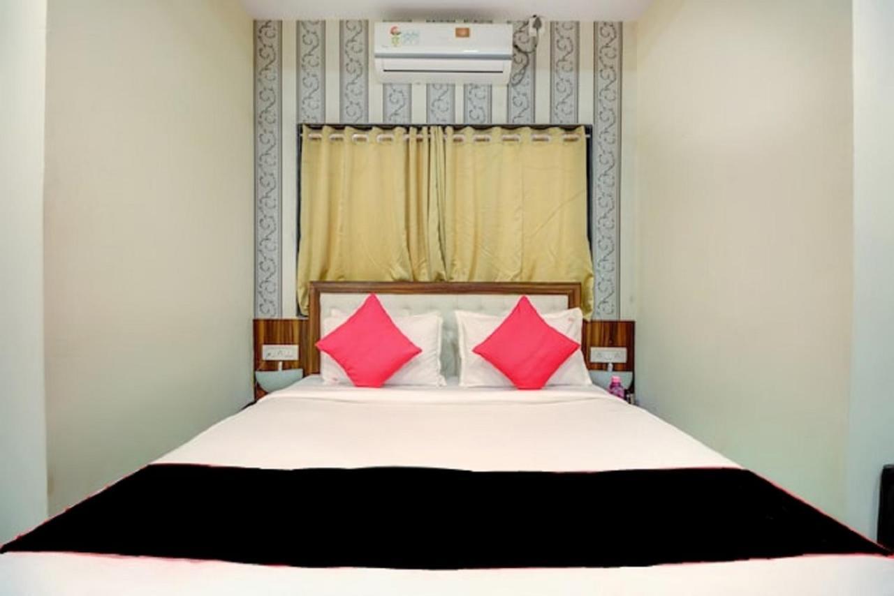 Hotel De Classico Juhu Мумбаи Экстерьер фото